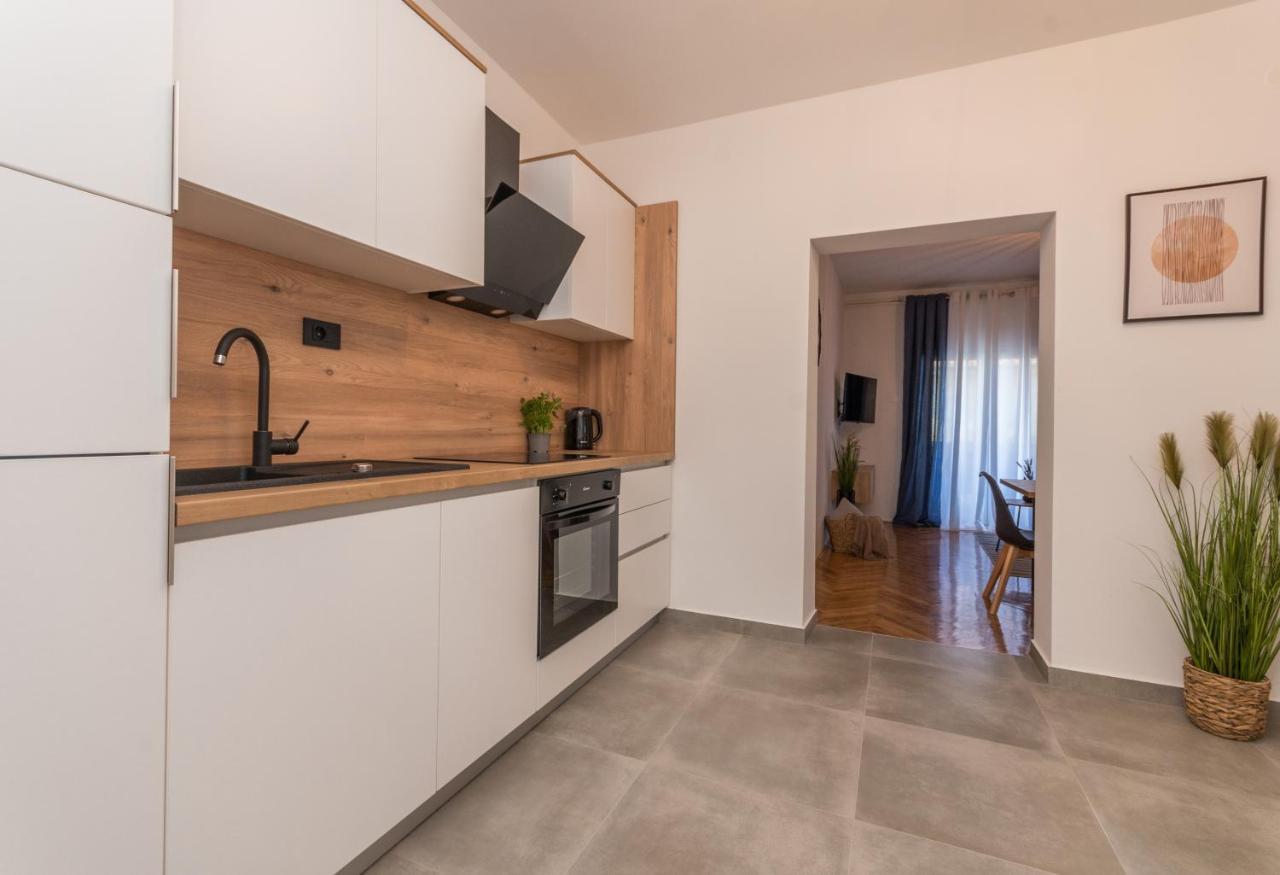 Apartmani A&M Biograd Na Moru Eksteriør billede