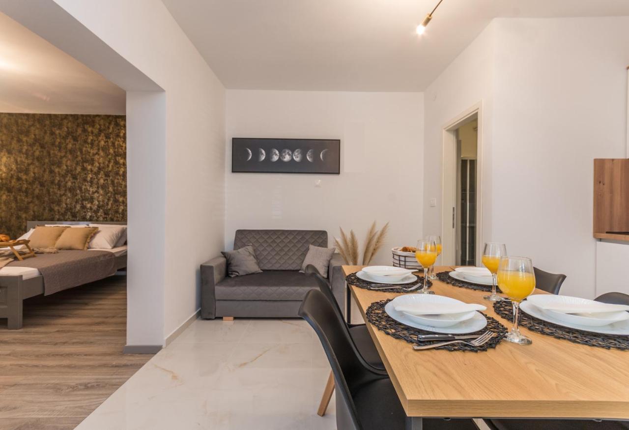 Apartmani A&M Biograd Na Moru Eksteriør billede