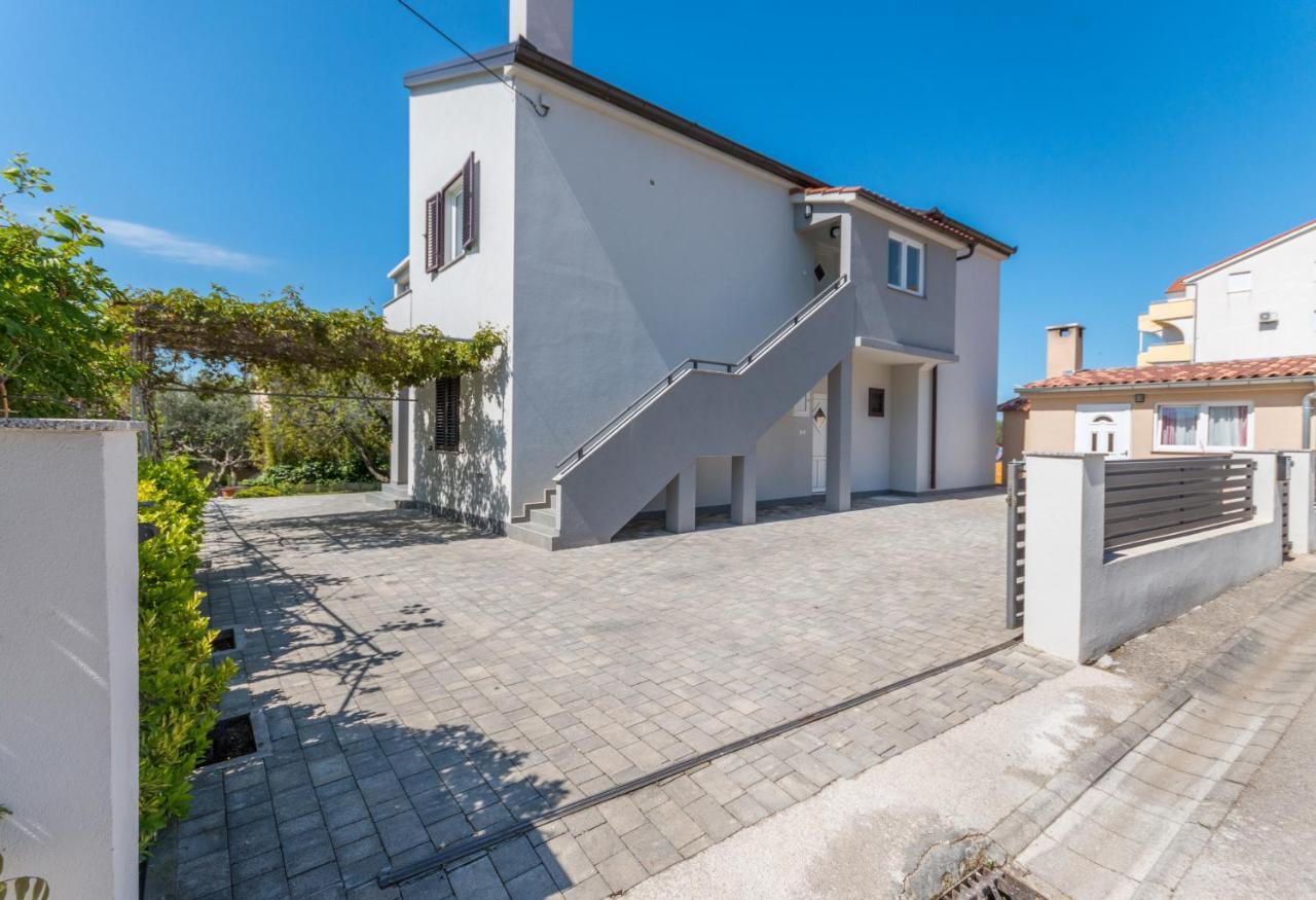 Apartmani A&M Biograd Na Moru Eksteriør billede