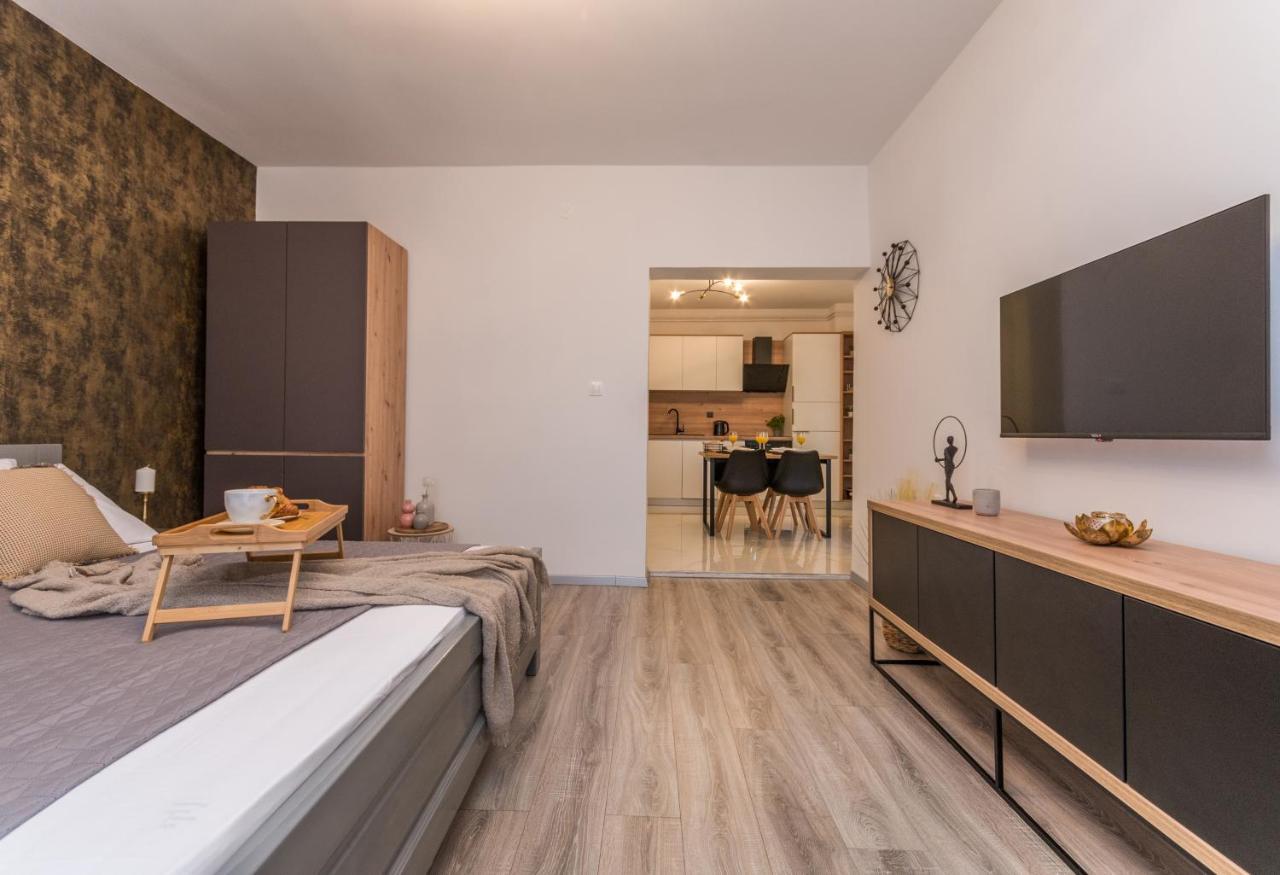 Apartmani A&M Biograd Na Moru Eksteriør billede