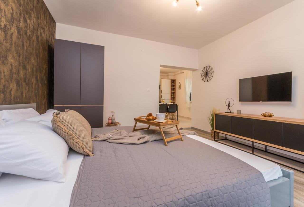 Apartmani A&M Biograd Na Moru Eksteriør billede