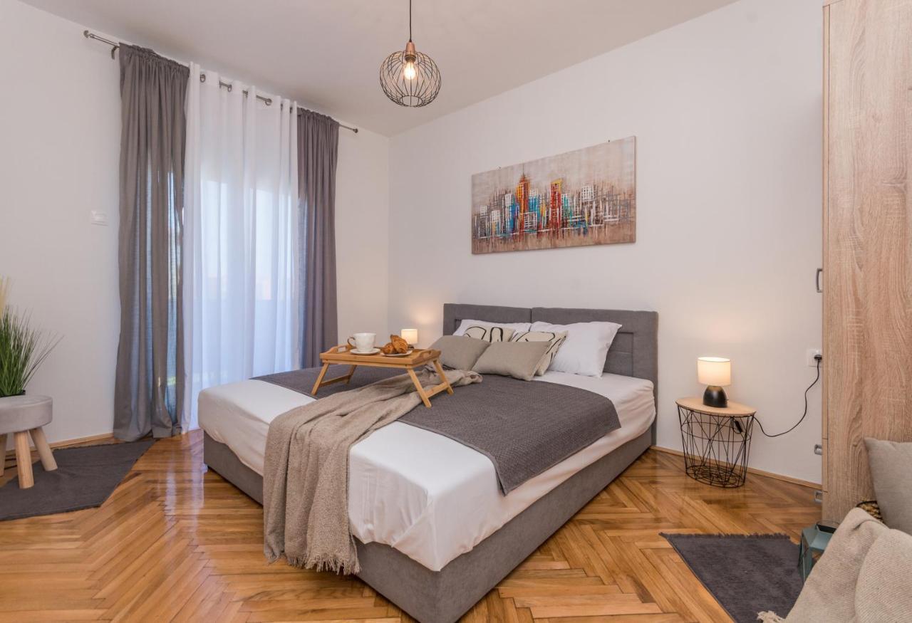 Apartmani A&M Biograd Na Moru Eksteriør billede